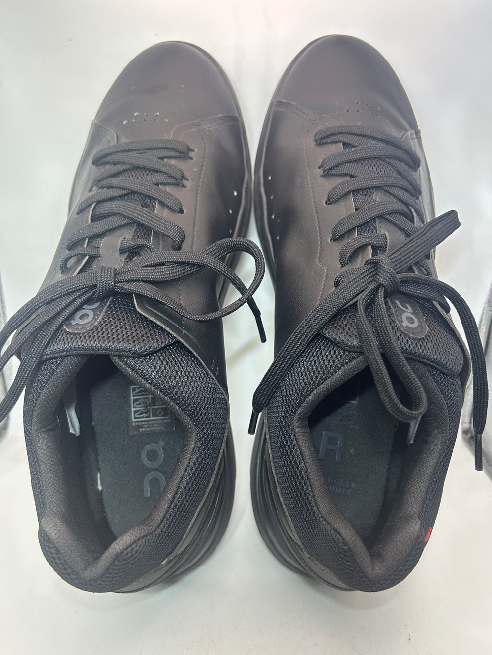 On Cloud Shoes Sneakers Mens The Roger Advantage Size 13 Triple Black Athletic - Picture 13 of 16